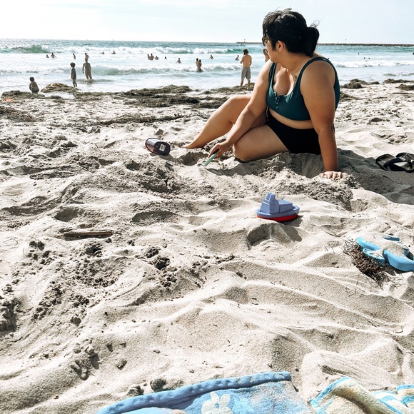 Meet your Posher, Maria - Picture 1 of 1